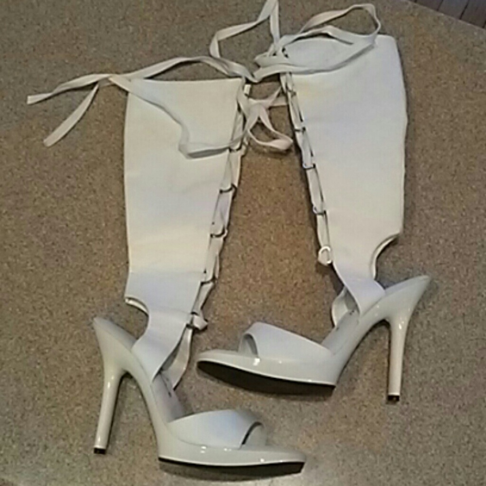 💰💰Ellie Gladiator Heels💰💰